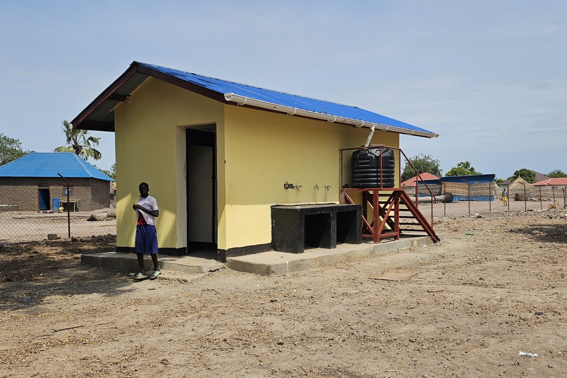 The new WASH (water, sanitation and hygiene) facility at Ageer Gum Primary School, Lakes State. Credit: Save the Children